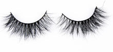 Load image into Gallery viewer, A set of full, voluminous 3D mink false lashes from Matrix Lash against a plain white background.